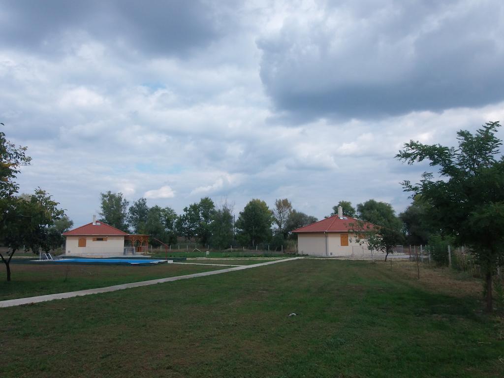 Pusztaeldorado Tiszagyenda Esterno foto